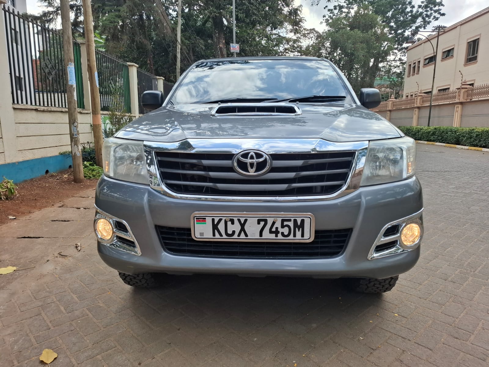 2013 Toyota Hilux