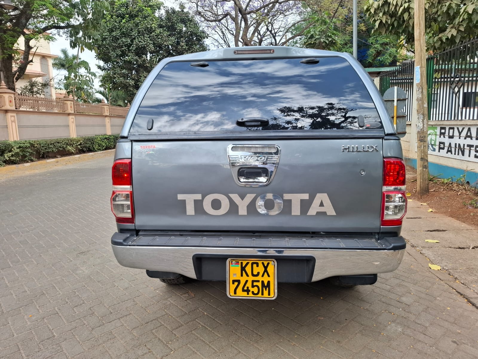 2013 Toyota Hilux