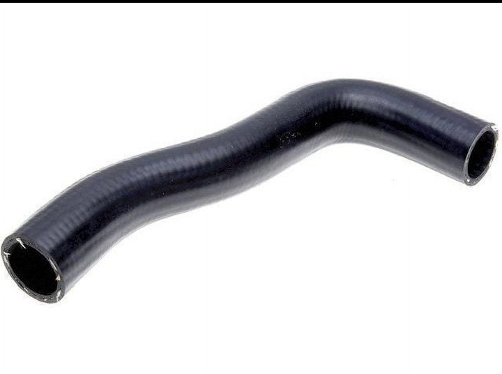 Upper radiator coolant hose