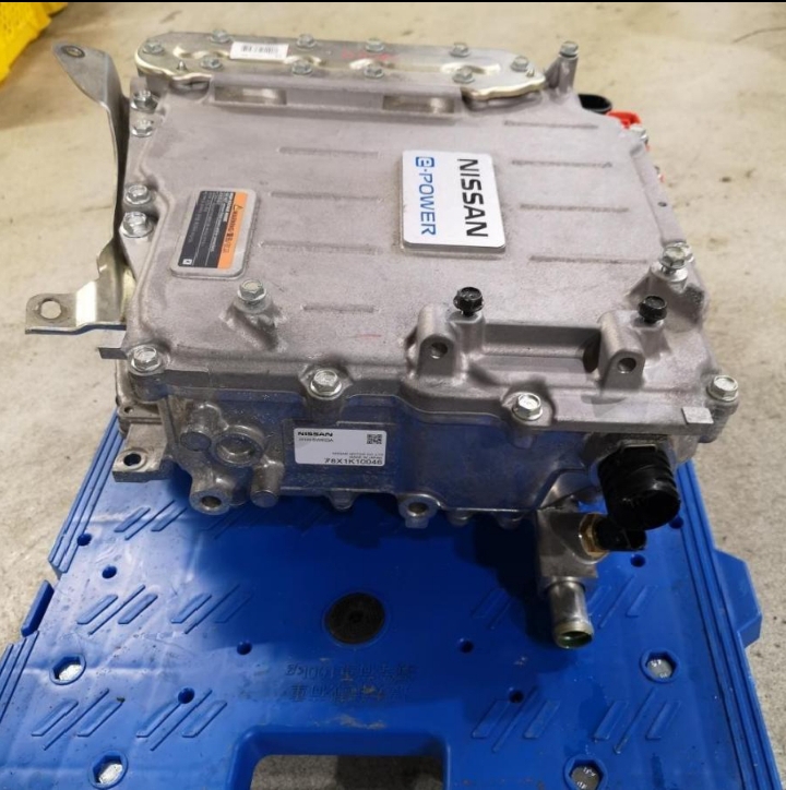 Note e-power hybrid inverter/ converter assembly
