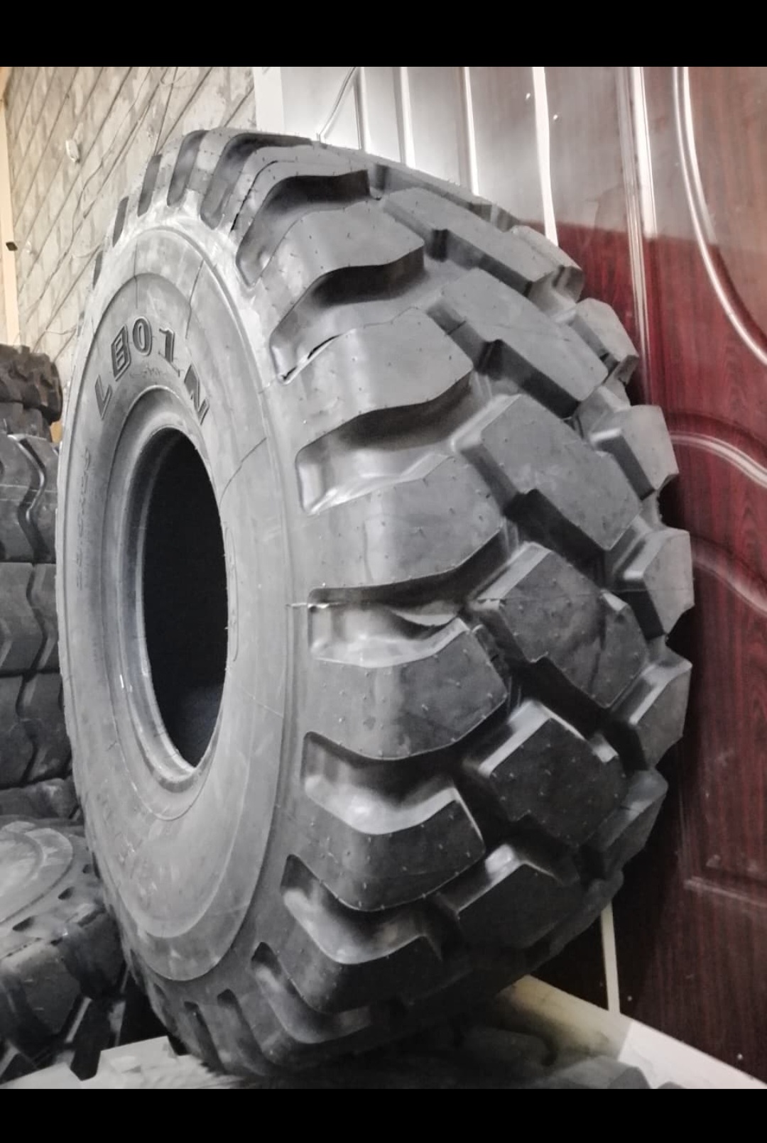 Heavy Duty Truck tire -16.9-28