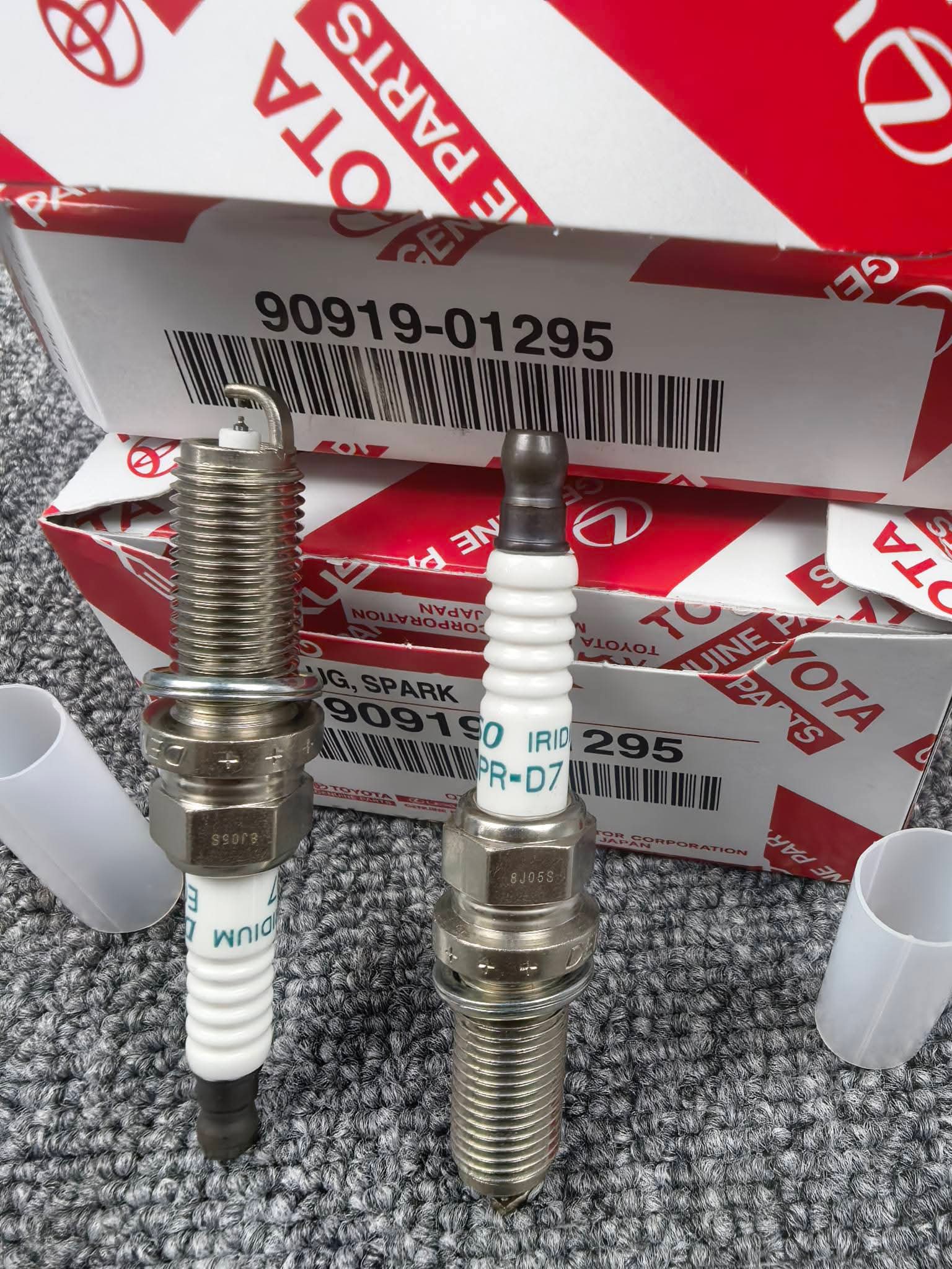 NGK Honda Spark Plug DILFR6F11G 4pcs