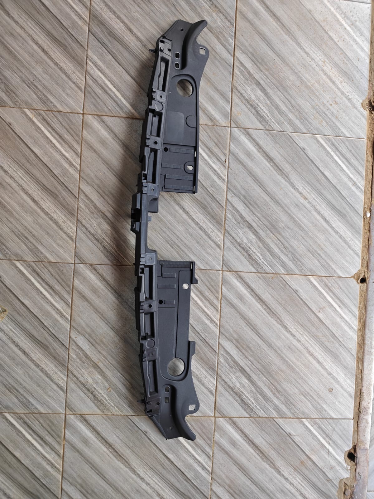 UPPER RADIATOR CORE MAZDA 6