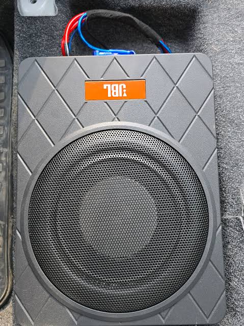 Gelong BassPro Underseat-Subwoofer